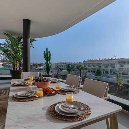 Serenity Deluxe - Pool & Terrace Διαμέρισμα *